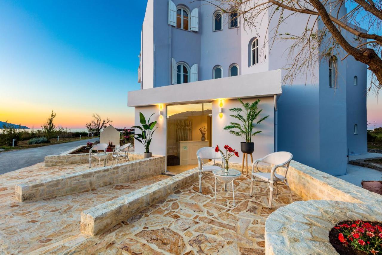 Pinelopi Beach Suites เยโอริยิอูโปลิส ภายนอก รูปภาพ